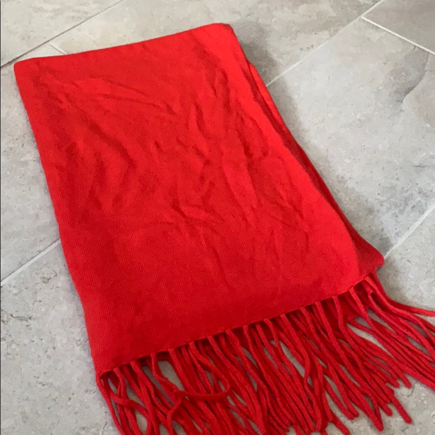 Sweater Material Wrap